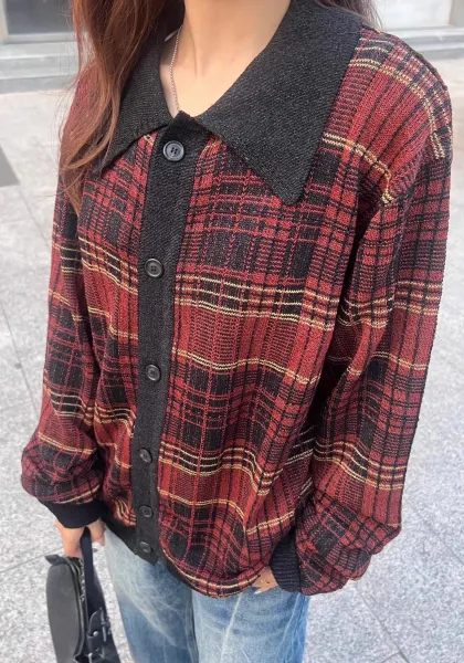 Design Plaid Collar Cardigan in Rust and Black Outerwear.cardigan - 4