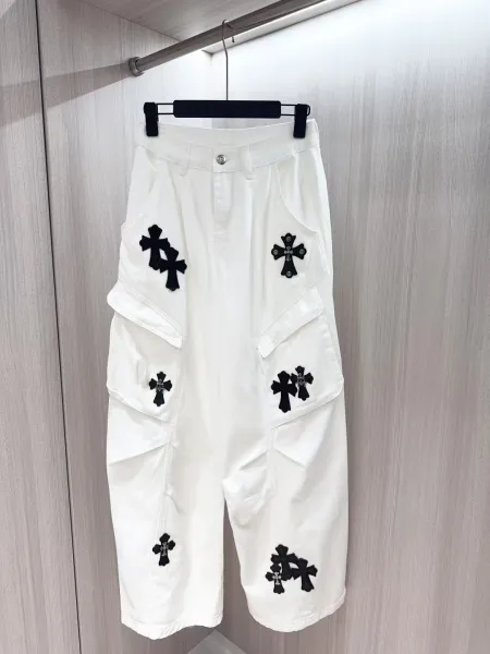 Design Mskim Cross-Embellished Cargo Pants Army Green Pants - 4