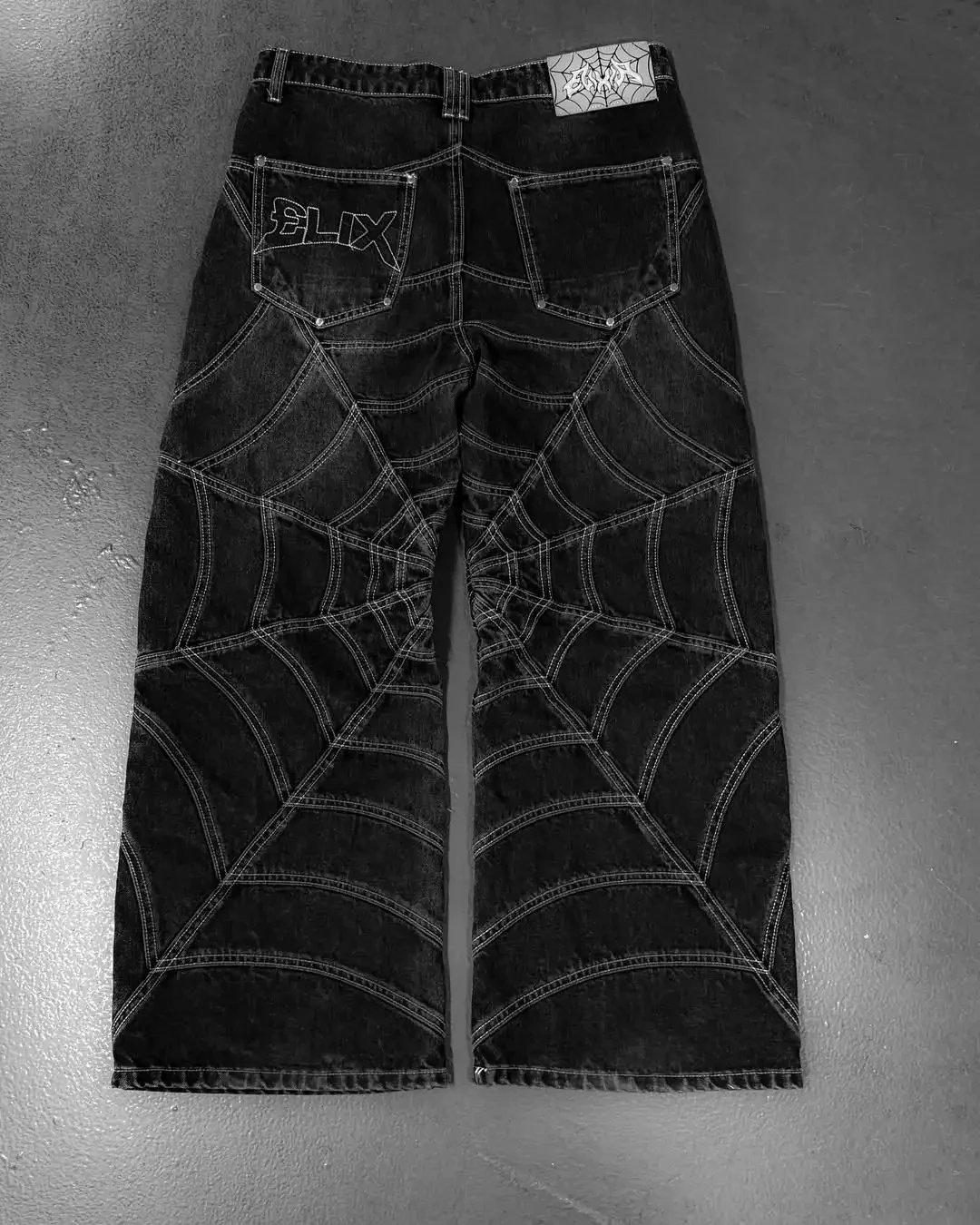 Design Spiderweb Stitched Black Wide-Leg Jeans - 18