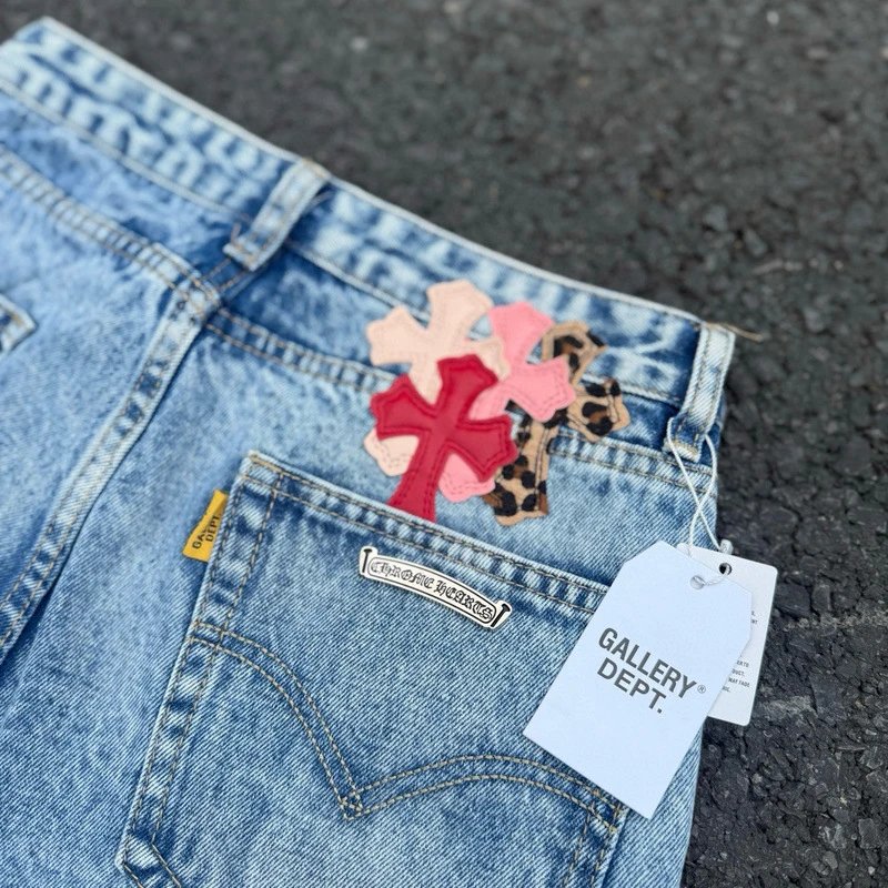 Design Cross-Embroidered Flared Jeans Multicolor - 6