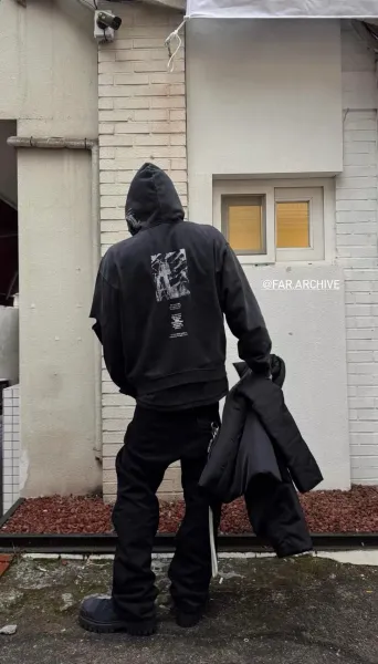 Design Distressed Oversized Zip-Up Hoodie Black - 28