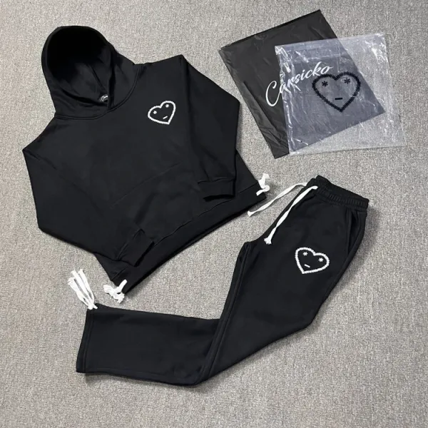 Design Heart Logo Embroidered Black Sweat Shorts - 4