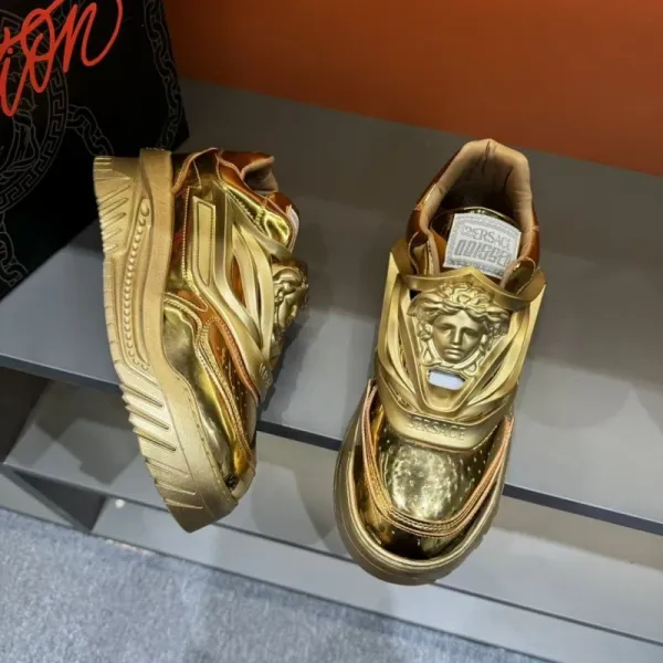 Versace Chain Reaction Silver Metallic Sneakers Chunky Sneakers - 18