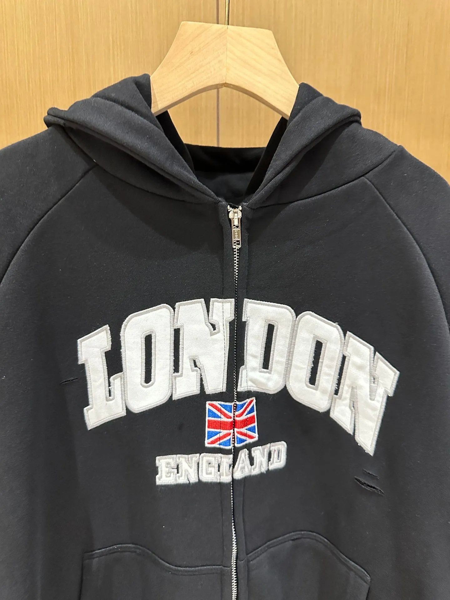 Corteiz London England Zip-Up Hoodie Black - 18