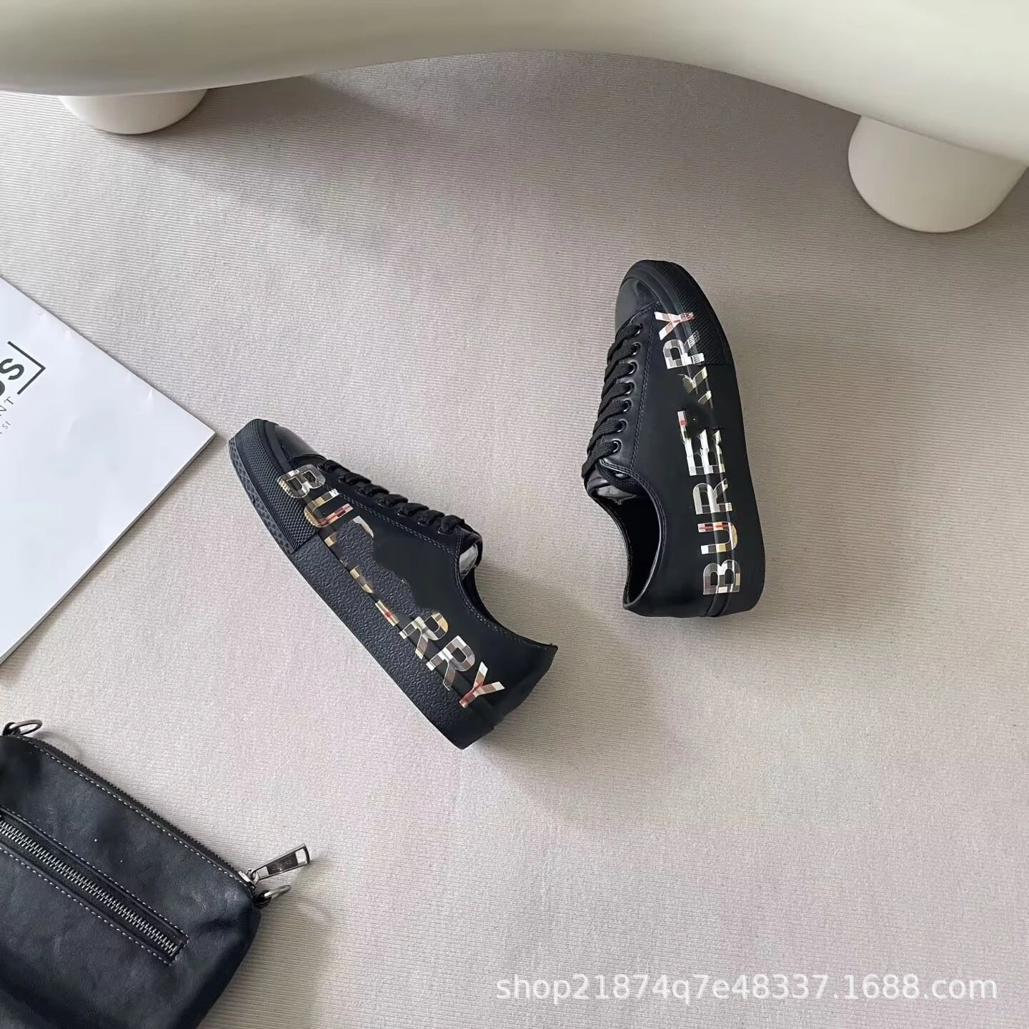 Comfortable Canvas Skate Shoes photo 5