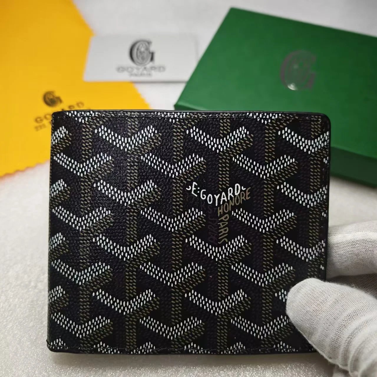 Goyard Saint Louis Red Chevron Print Short Wallet - 3