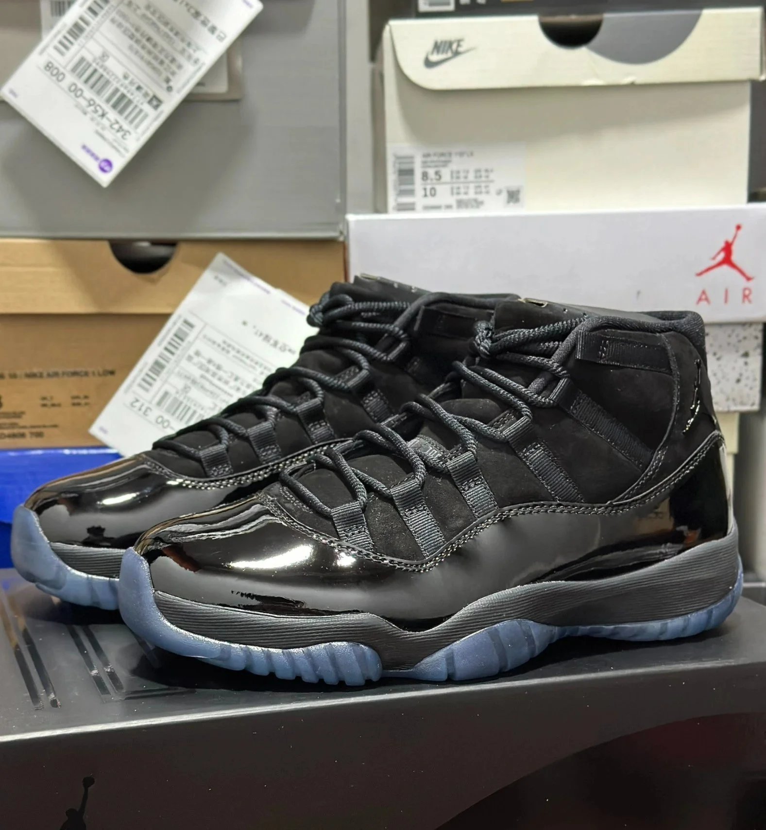 Black Gamma Sneaker
