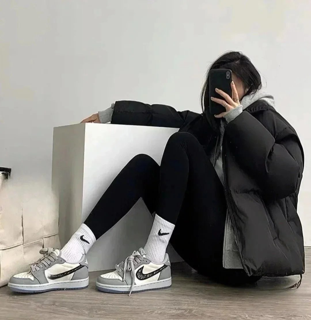 Dior x Air Jordan 1 Retro Low Grey photo 8