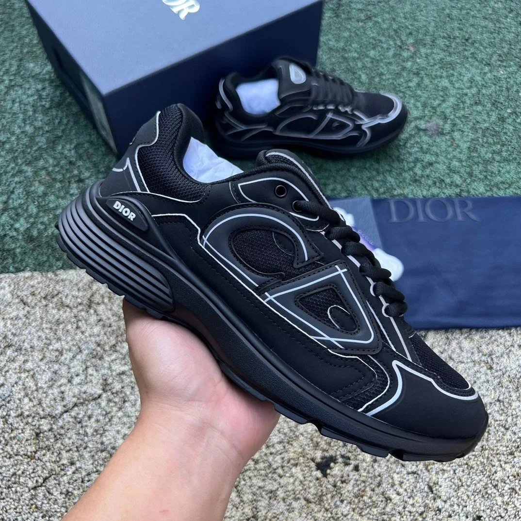 B30 Mesh Fabric Sport Shoe