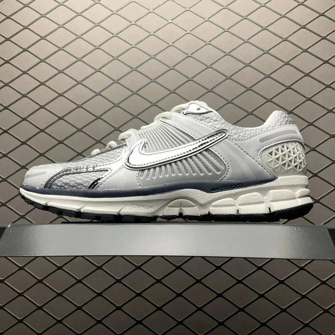 Nike Zoom Vomero 5 PRM photo 5