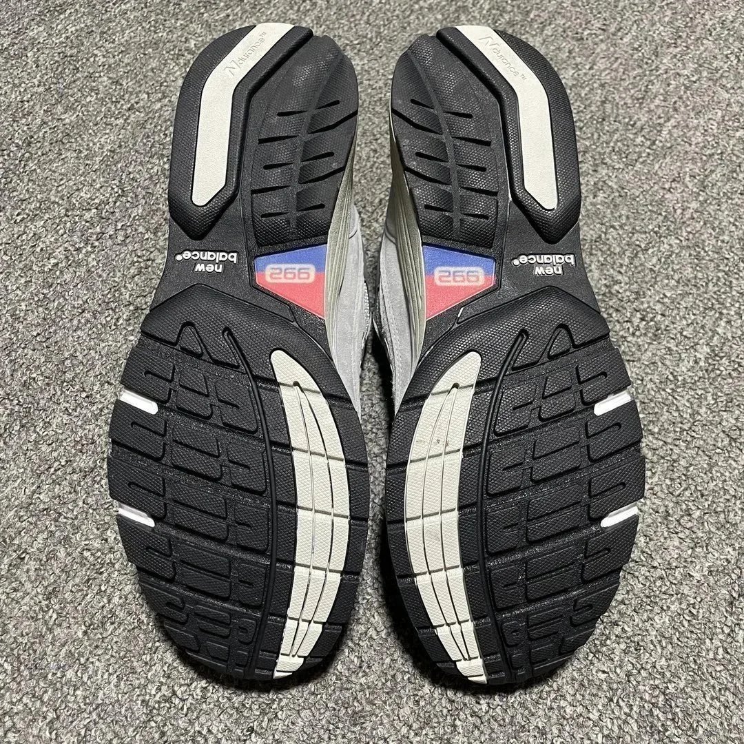 New Balance 992 photo 7