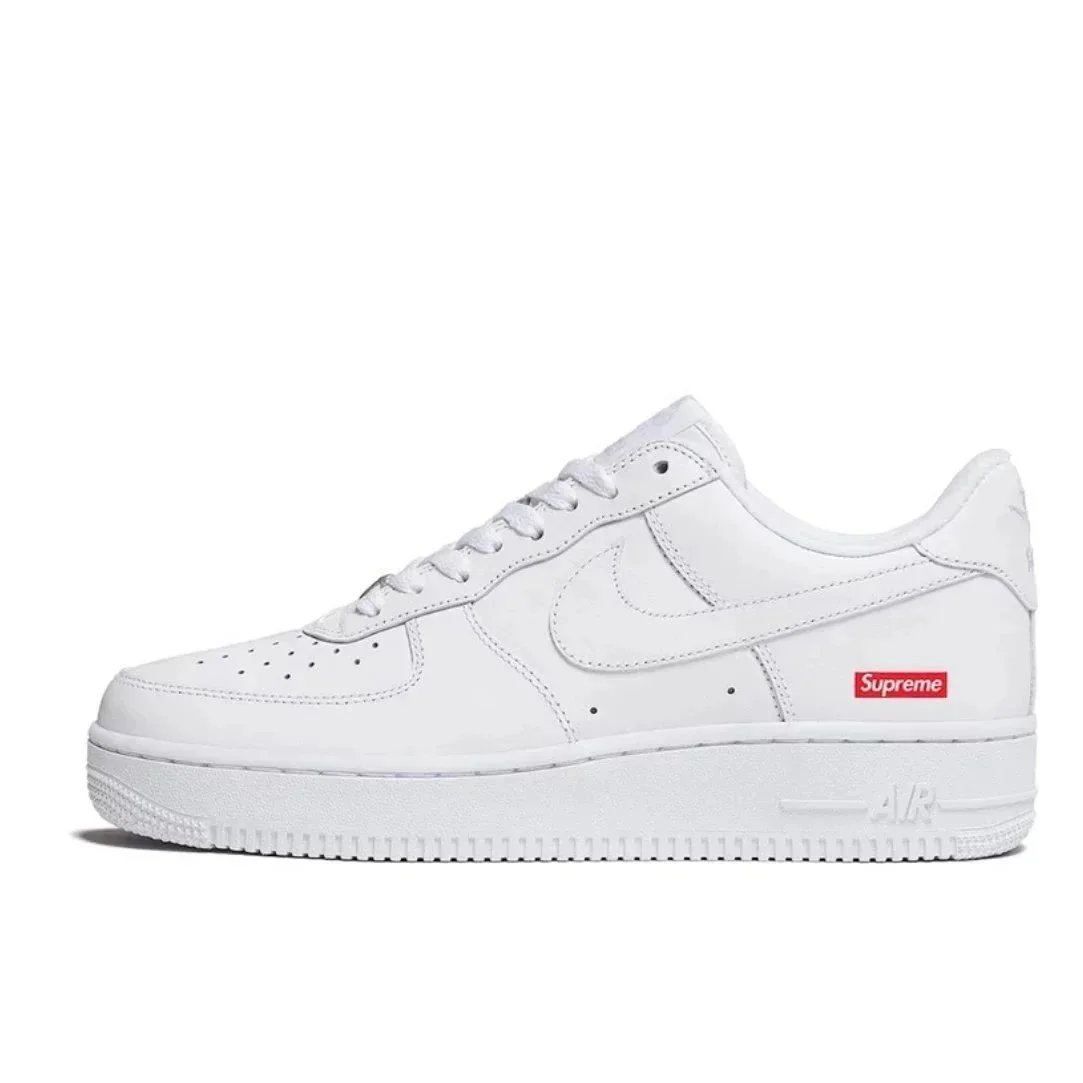Supreme x Air Force 1 photo 3
