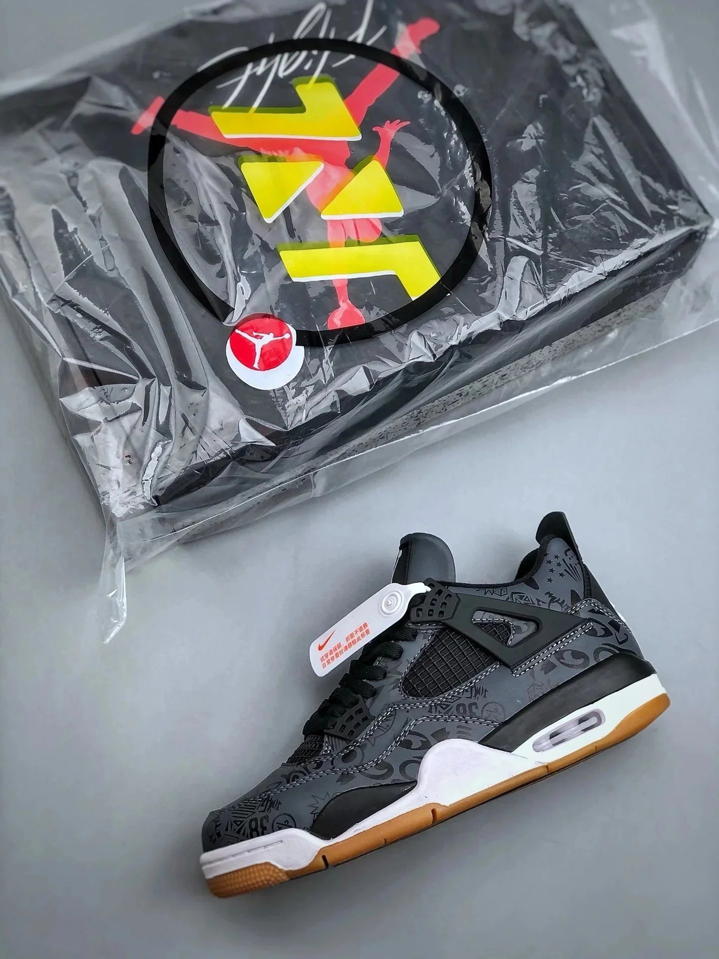 Air Jordan 4 Retro Black Laser photo 2