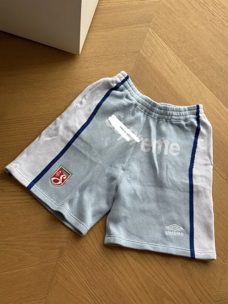 Supreme x Umbro Football Shorts Red / Green - 10