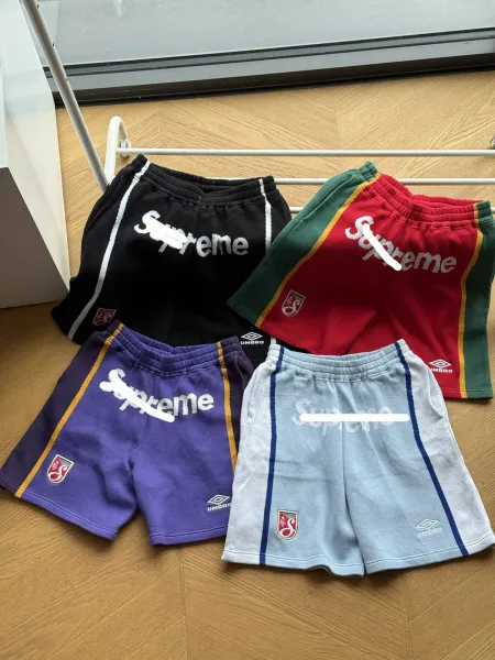 Supreme x Umbro Football Shorts Red / Green - 9