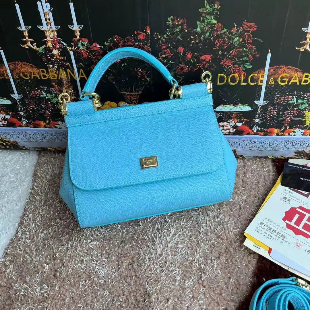 Crocodile Pattern Leather Shoulder Bag photo 7