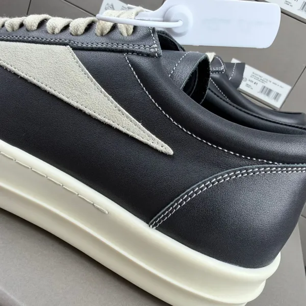 Off-White Diagonal Arrow Low-Top Olive Green Sneakers - 7
