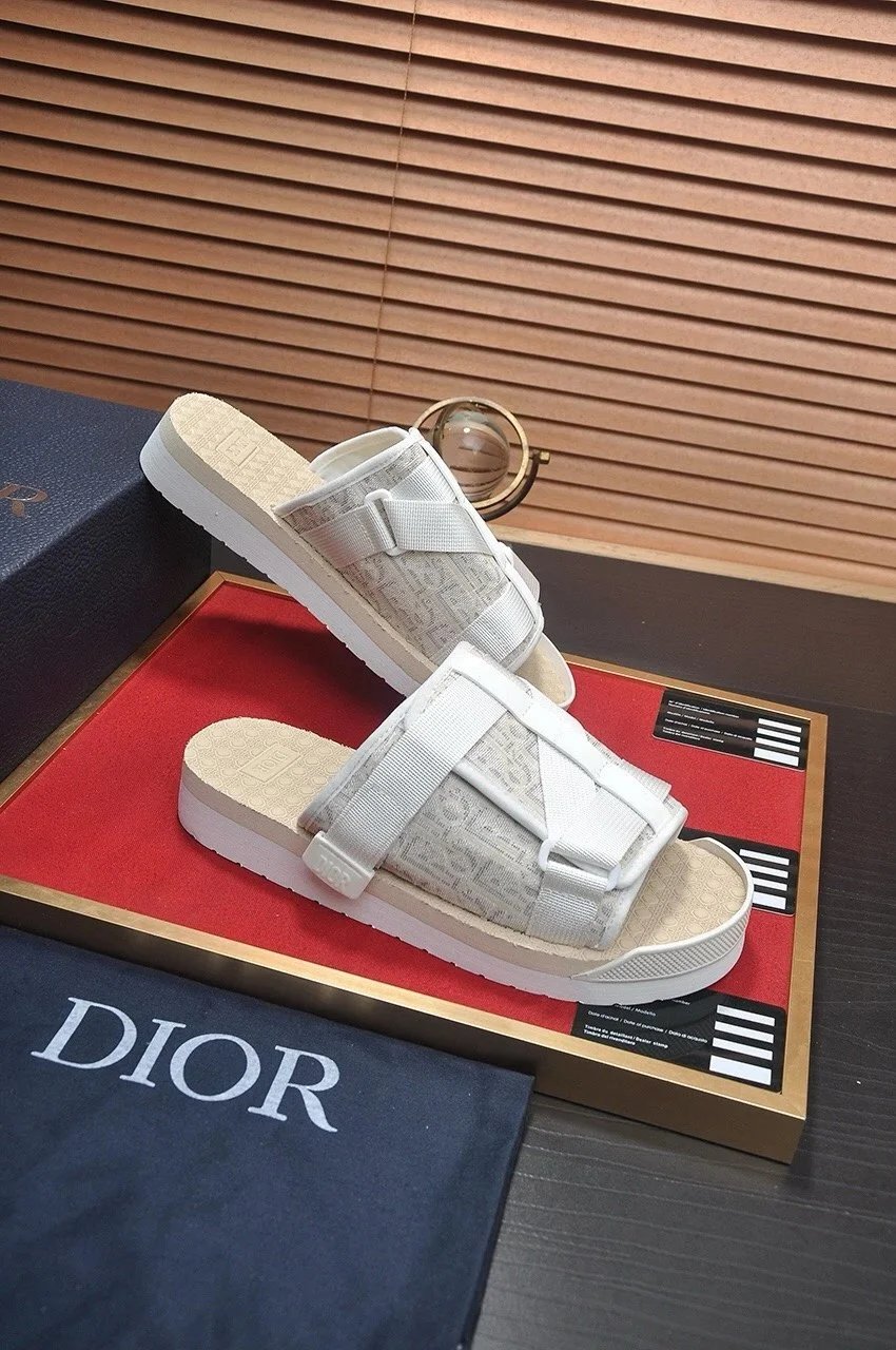 Alpha Oblique Embroidered Slippers photo 4