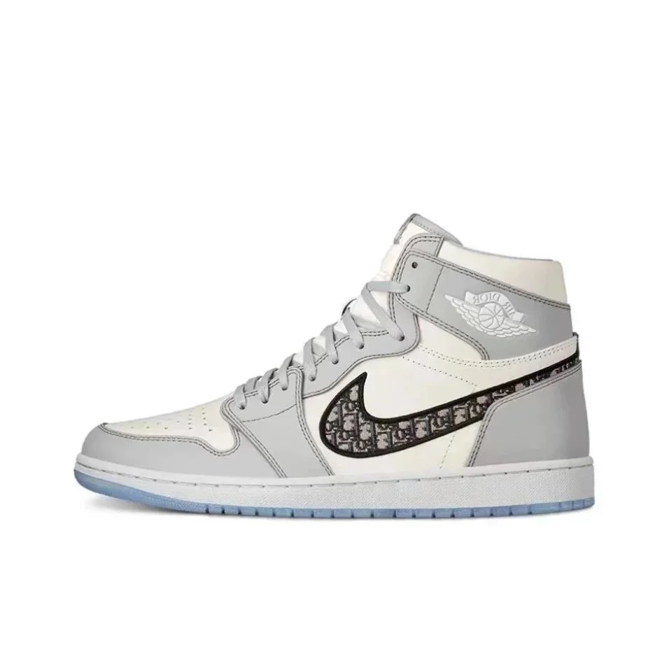 Dior x Air Jordan 1 Retro Low Grey photo 3