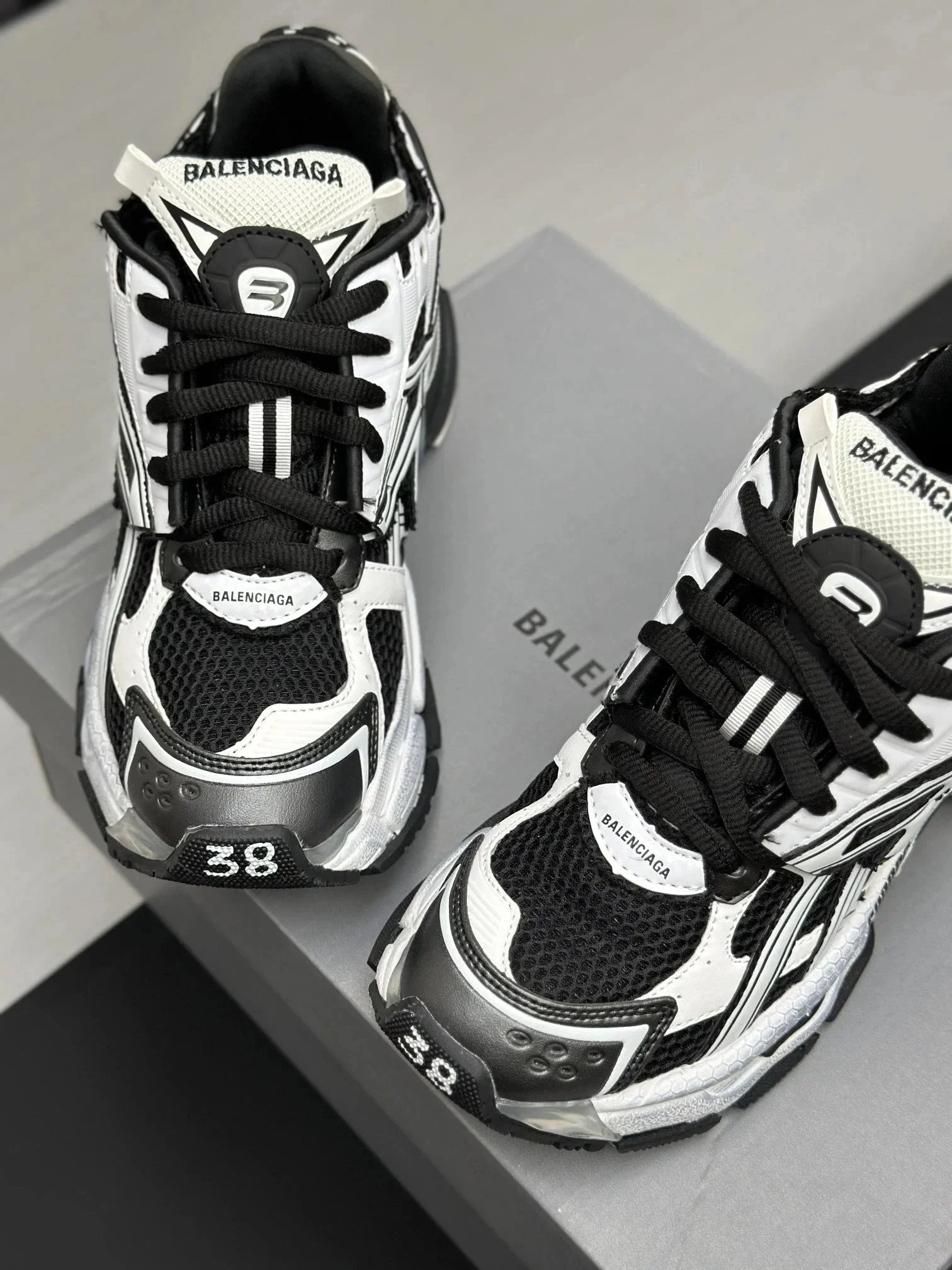 Balenciaga Runner Gen 7