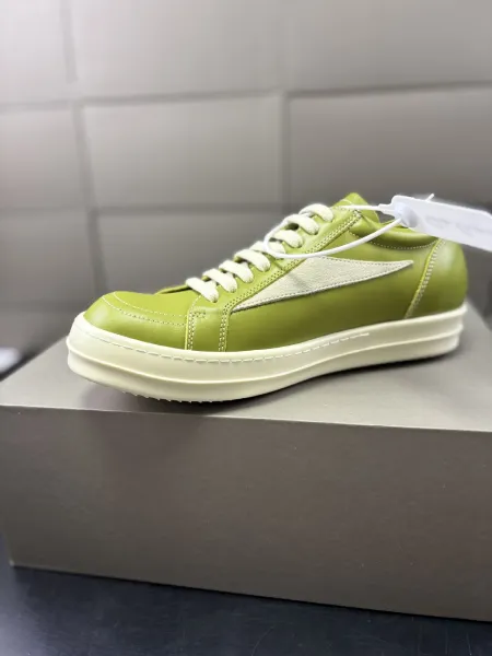 Off-White Diagonal Arrow Low-Top Olive Green Sneakers - 43