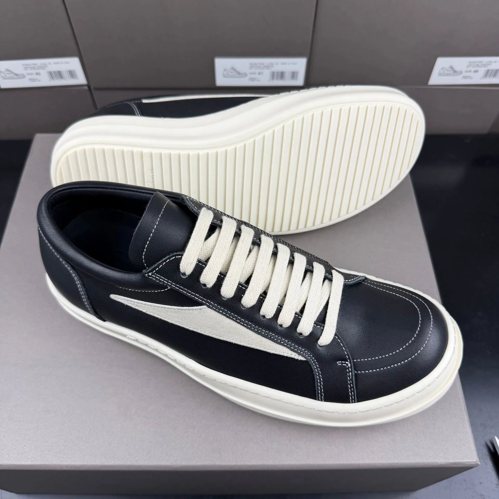 Off-White Diagonal Arrow Low-Top Olive Green Sneakers - 3