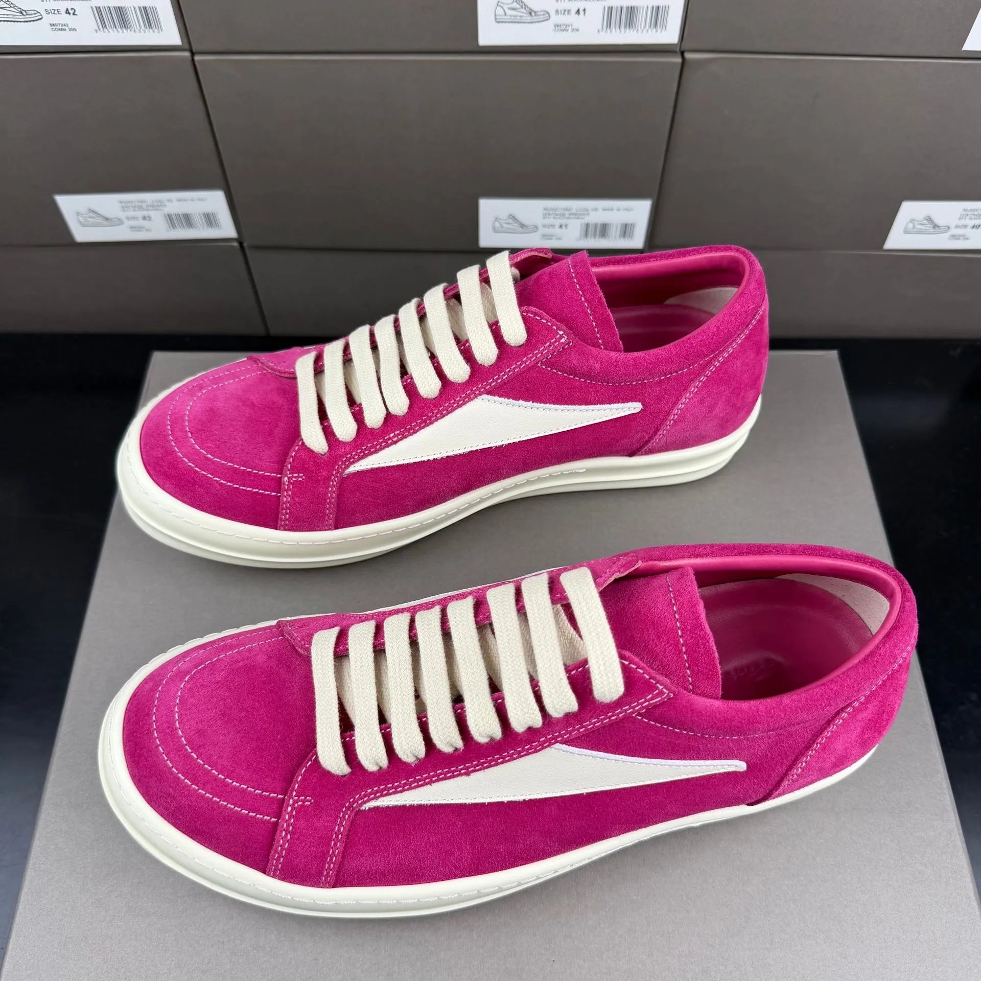 Off-White Diagonal Arrow Low-Top Olive Green Sneakers - 25