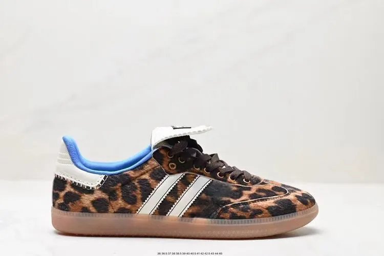 Adidas Samba OG Training Shoe photo 2