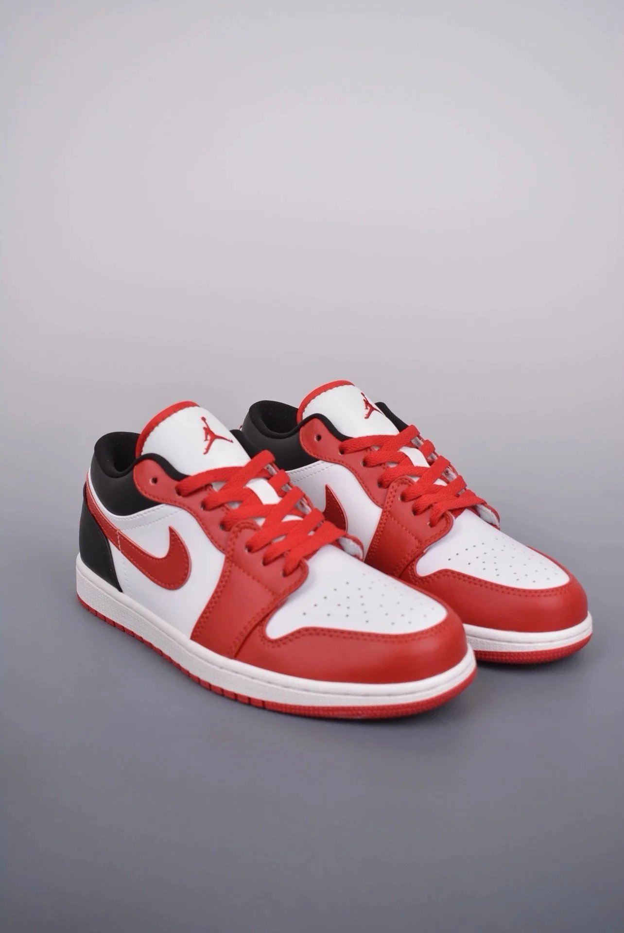 Air Jordan 1 Low White Red Black Toe