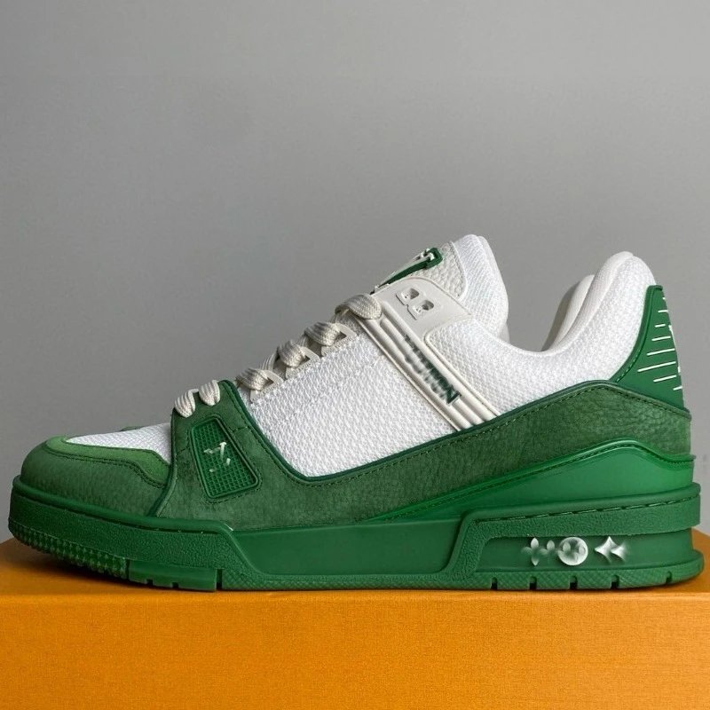 Rainer Series Classic Shoe photo 3
