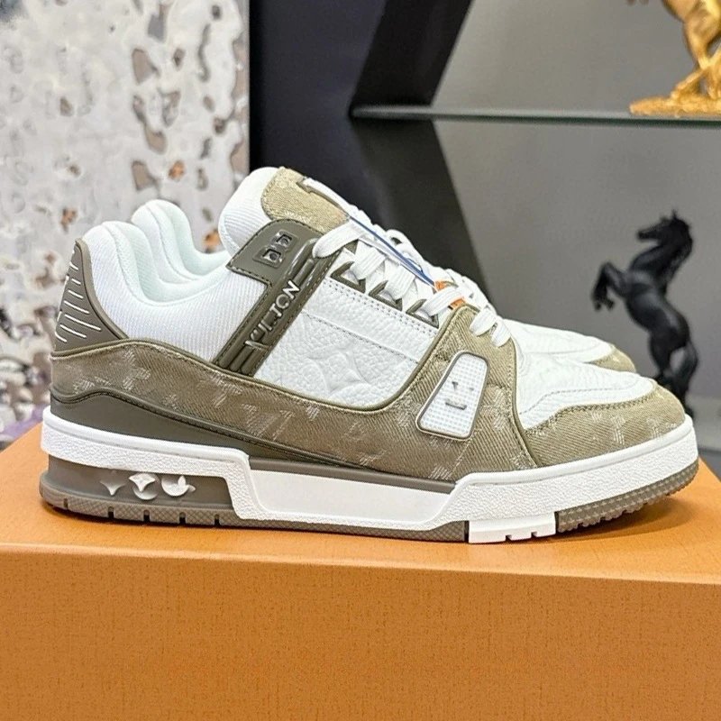 Rainer Series Classic Shoe photo 4