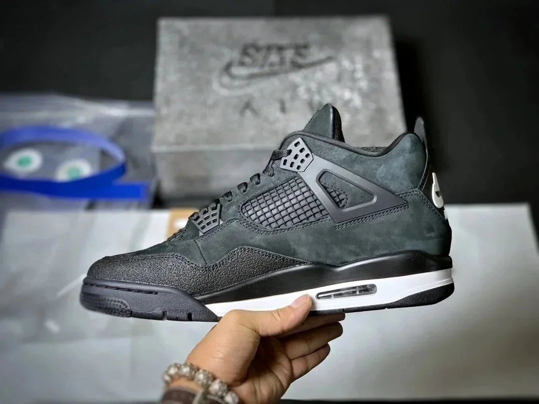 Air Jordan 4 Black Brick photo 2