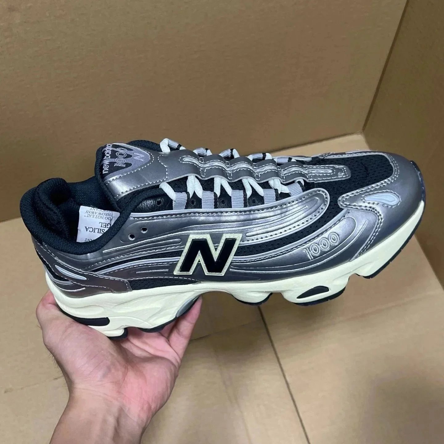 New Balance 1000 photo 7