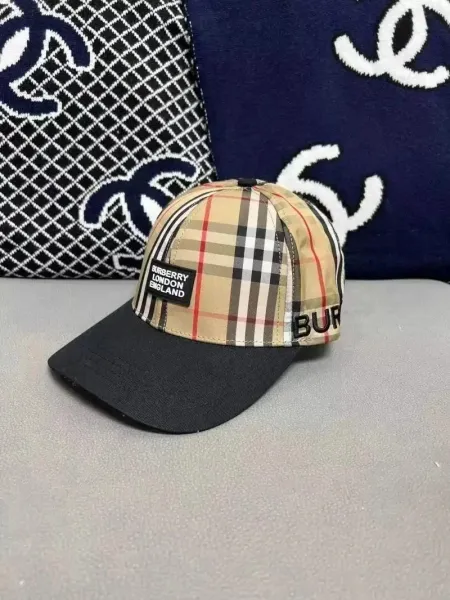 Burberry Vintage Check Baseball Cap Beige Black - 1