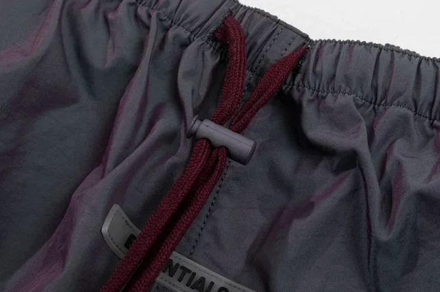 Fear of God Shorts ESSENTIALS drawstring product detail image 7