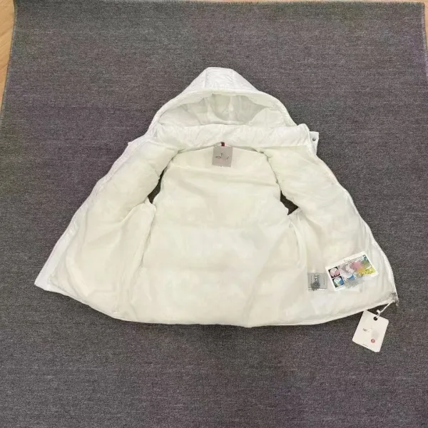 Moncler Hooded Down Vest White Outerwear.vest - 9