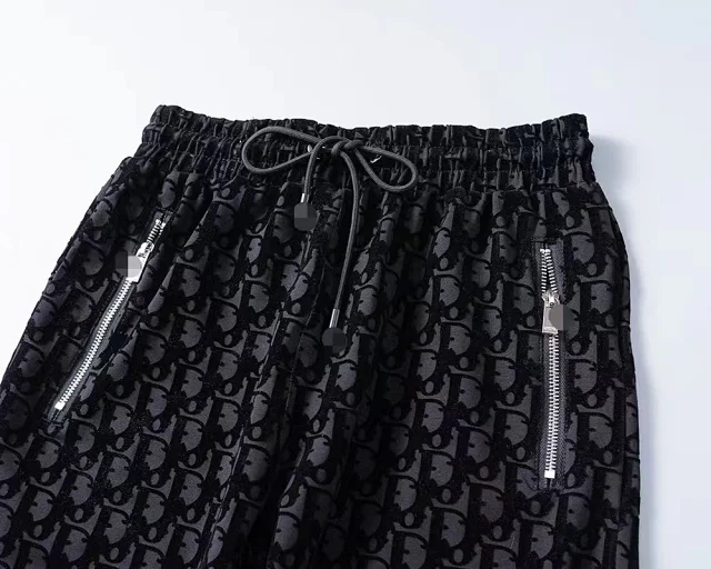 Dior Matching Sets Short-sleeve T-shirt and shorts set with all-over monogram print product detail image 6