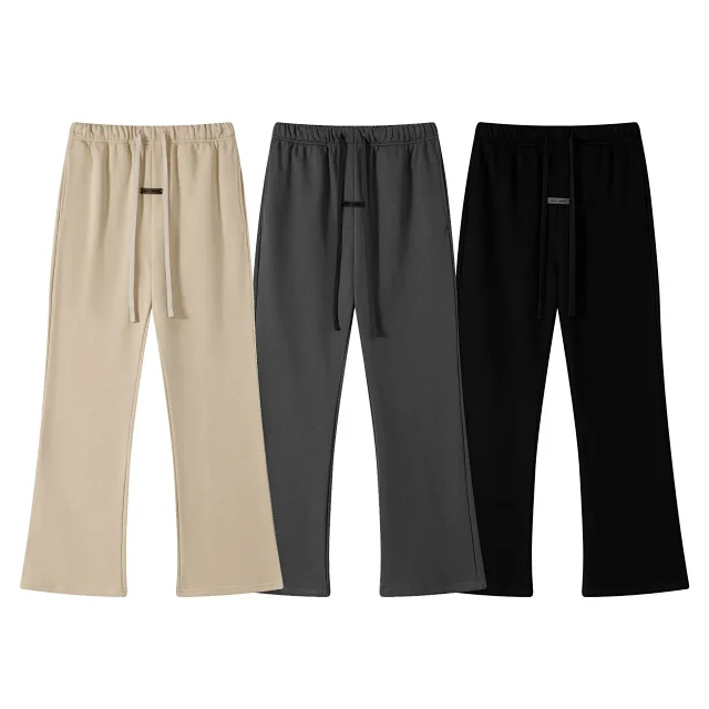 Fear of God Trousers Essentials Logo Print Wide-Leg Sweatpants product detail image 3