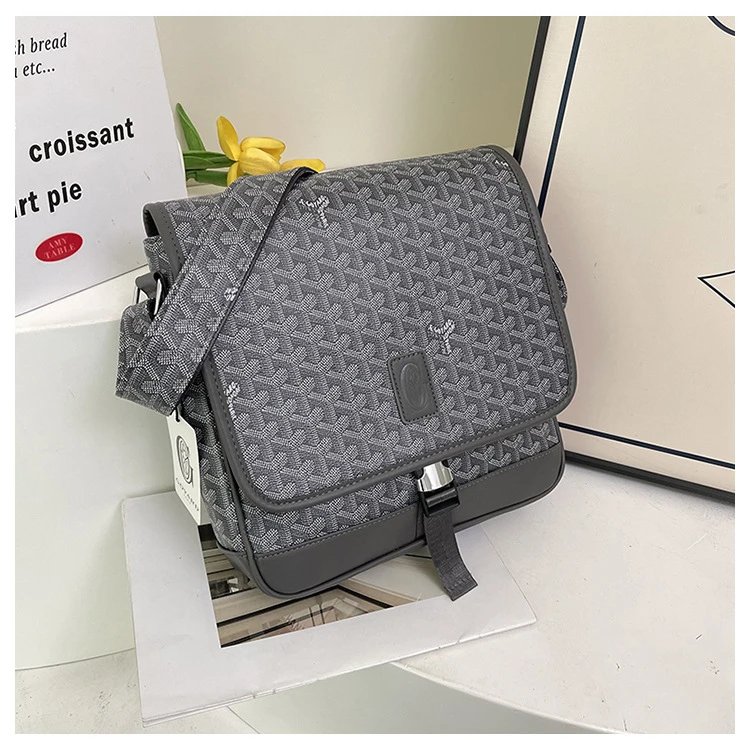 Goyard Saint Louis Messenger Bag Gray and Brown Crossbody Bag - 10