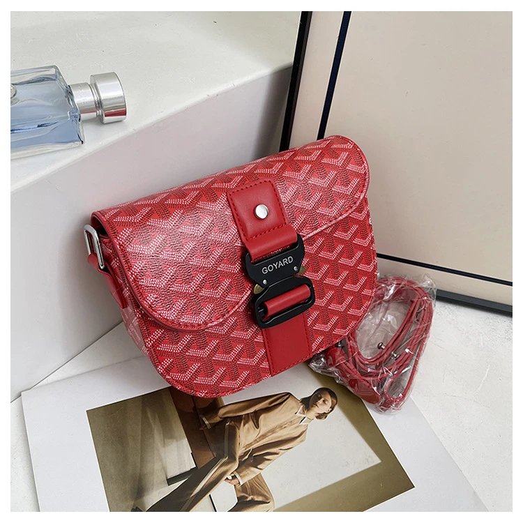 Goyard Saint Louis Saddle Bag Gray Chevron Leather Crossbody Bag - 7