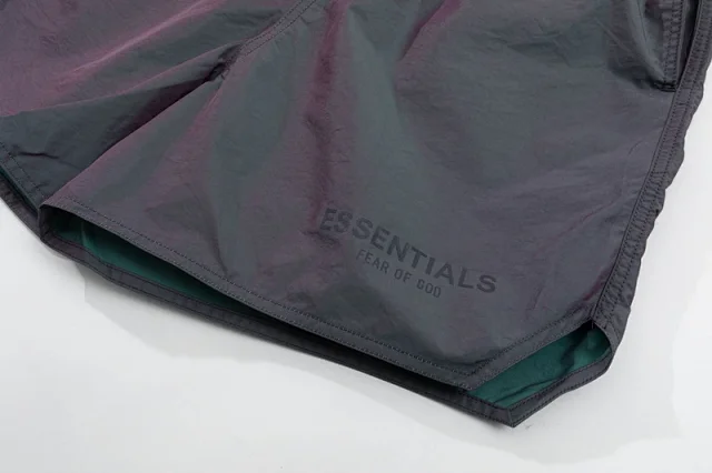 Fear of God Shorts ESSENTIALS drawstring product detail image 4
