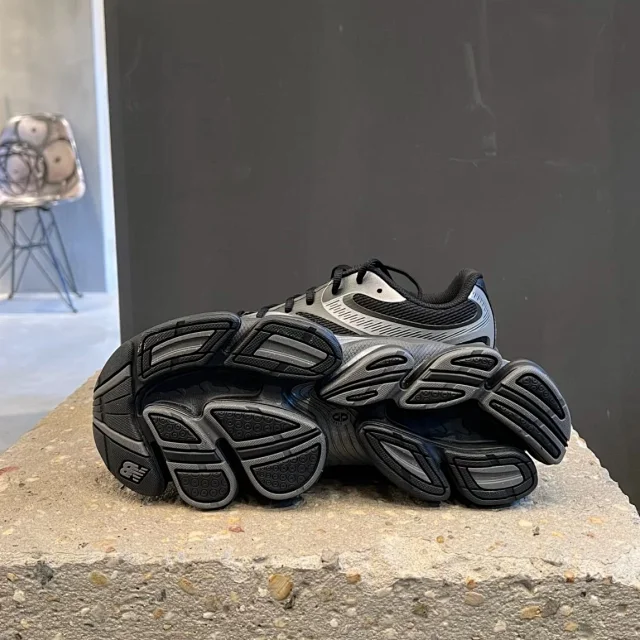 New Balance 2000 / 2001L product detail image 3