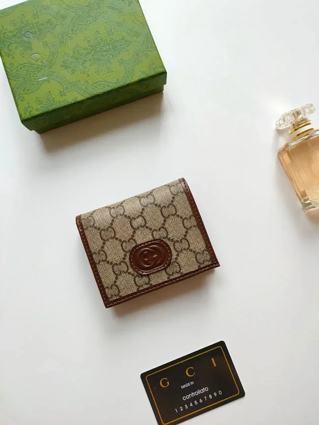 Gucci Wallets & Card Holders GG Monogram Holder product detail image 4