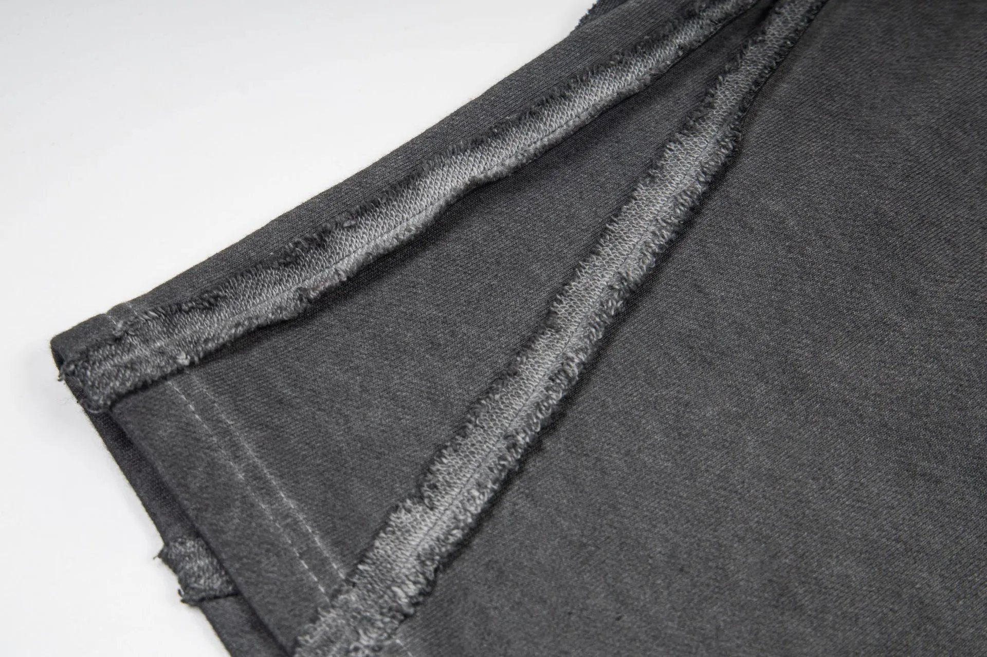 Design Martine Rose Distressed Washed Gray Shorts - 9
