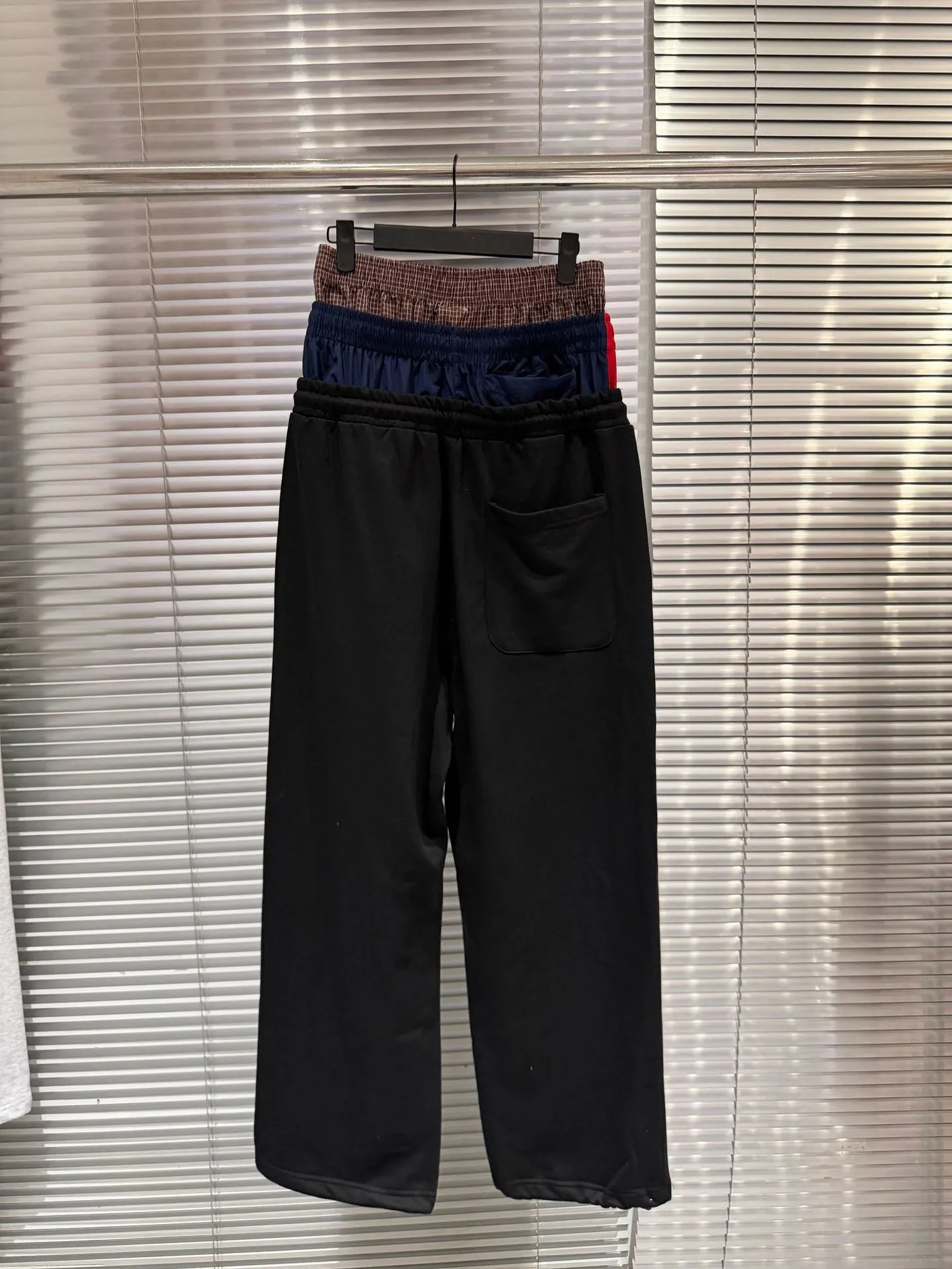 Design Protocol Index Sweatpants Black with Union Jack and Gold Script Sweatpants - 6