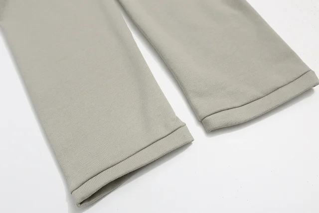 Fear of God Trousers Essentials Logo Sweatpants product detail image 7
