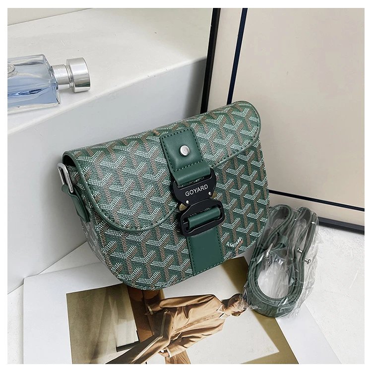 Goyard Saint Louis Saddle Bag Gray Chevron Leather Crossbody Bag - 6