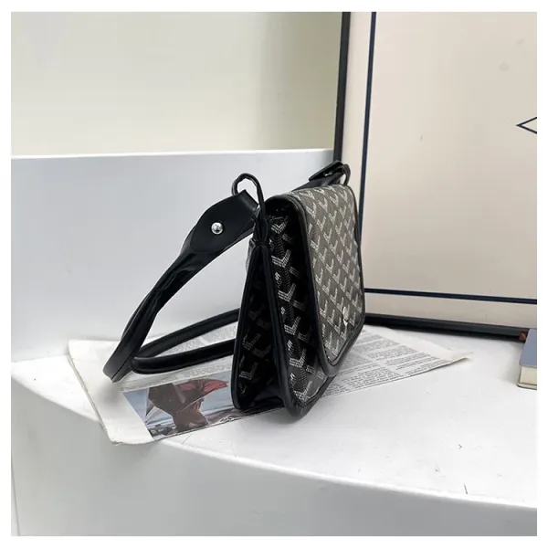Goyard Saint-Louis PM Burgundy Crossbody Bag - 14