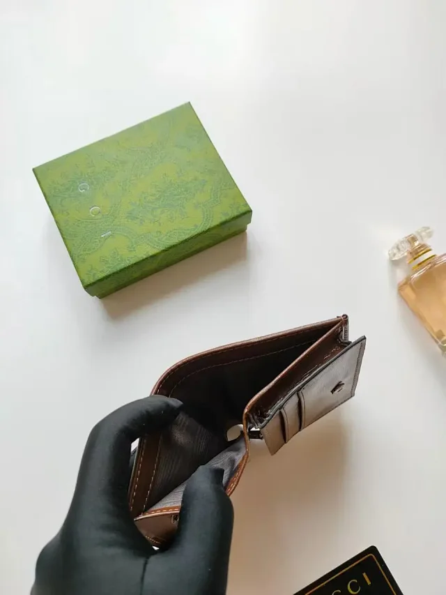 Gucci Wallets & Card Holders GG Monogram Holder product detail image 8