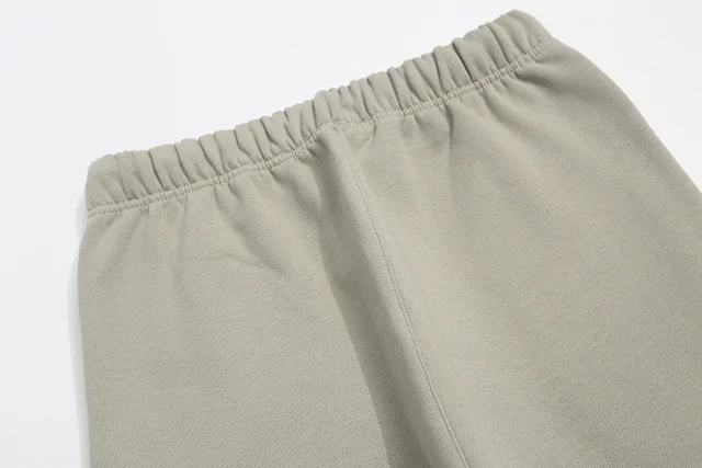Fear of God Trousers Essentials Logo Sweatpants product detail image 6